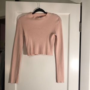 Brandy Melville cropped thin sweater